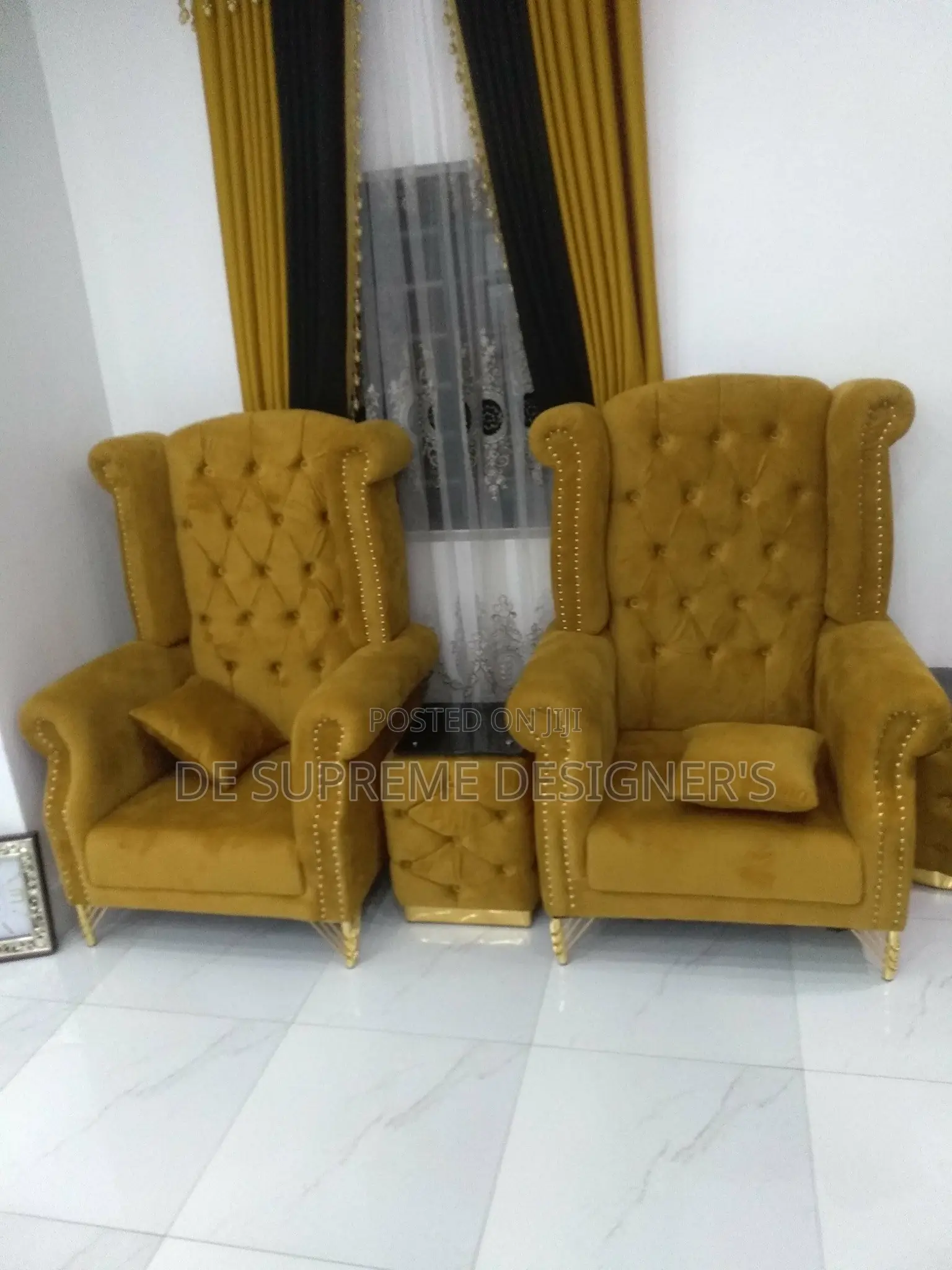 Set of Chair