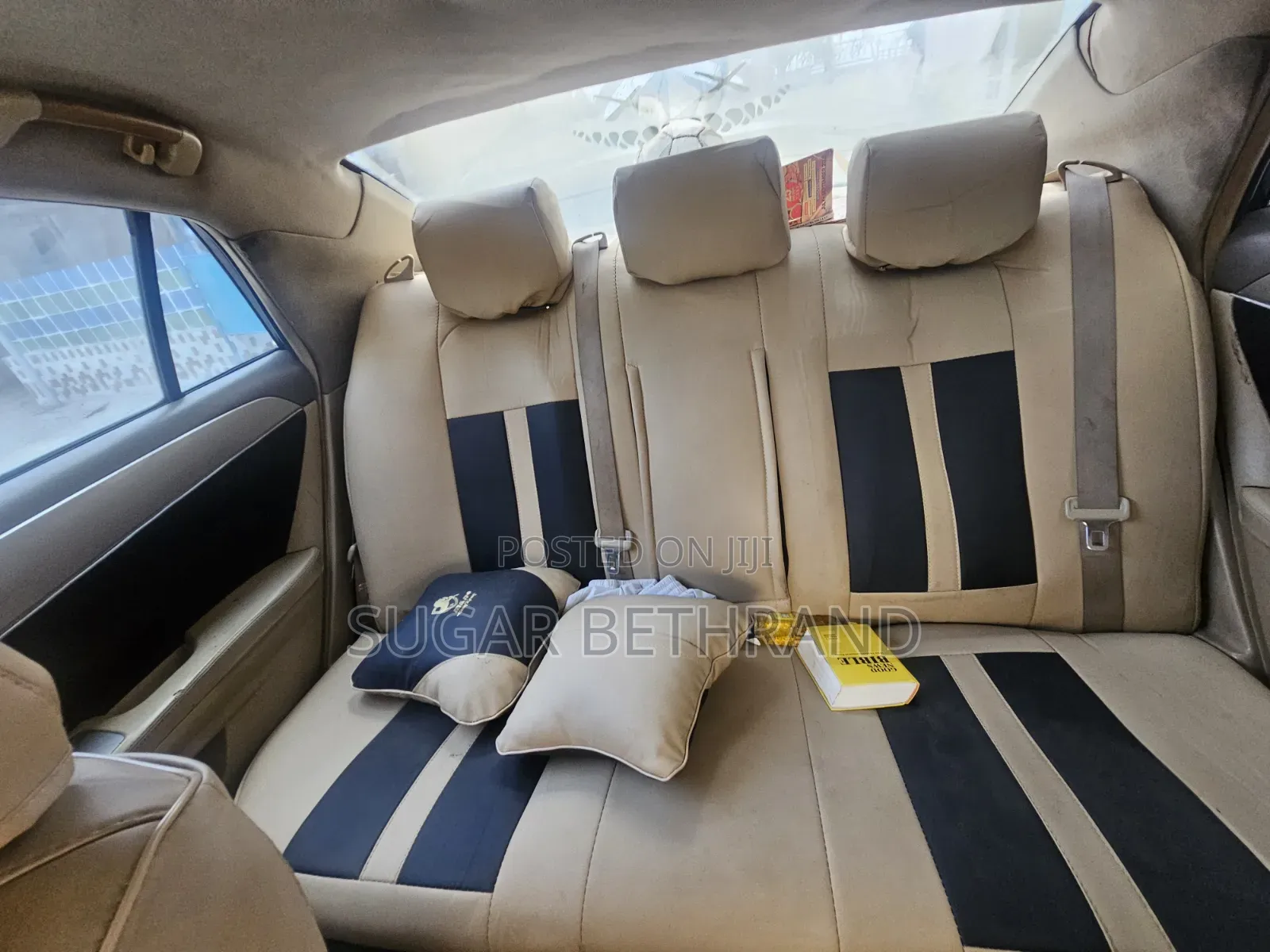 Toyota Avalon XLS 2005 White