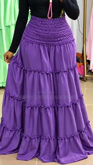 Luxury Cottage Skirt