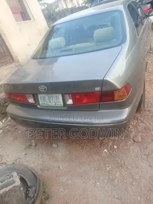 Toyota Camry 2002 Silver