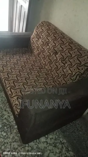Heavy Solid 7-Seater Sofa Set + Center Table