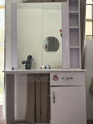 Mirrow Shelf