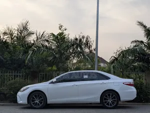 Toyota Camry 2017 White