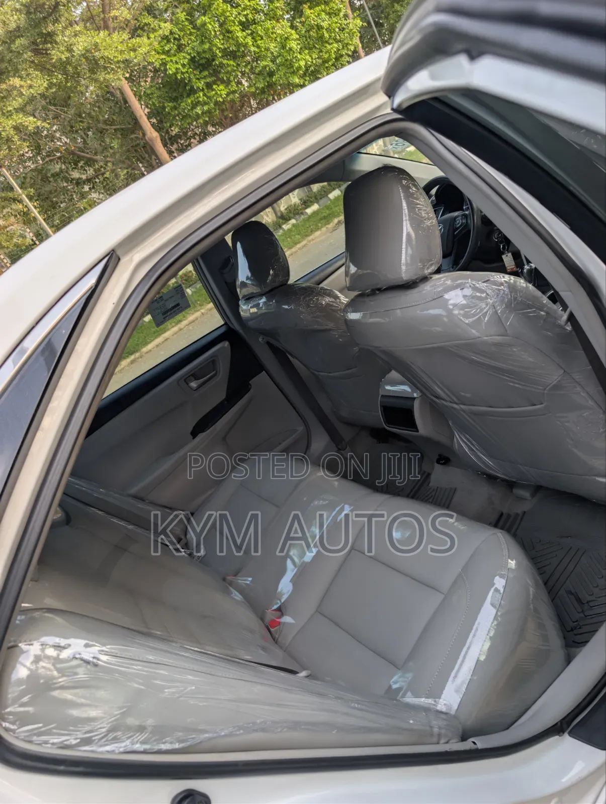 Toyota Camry 2017 White