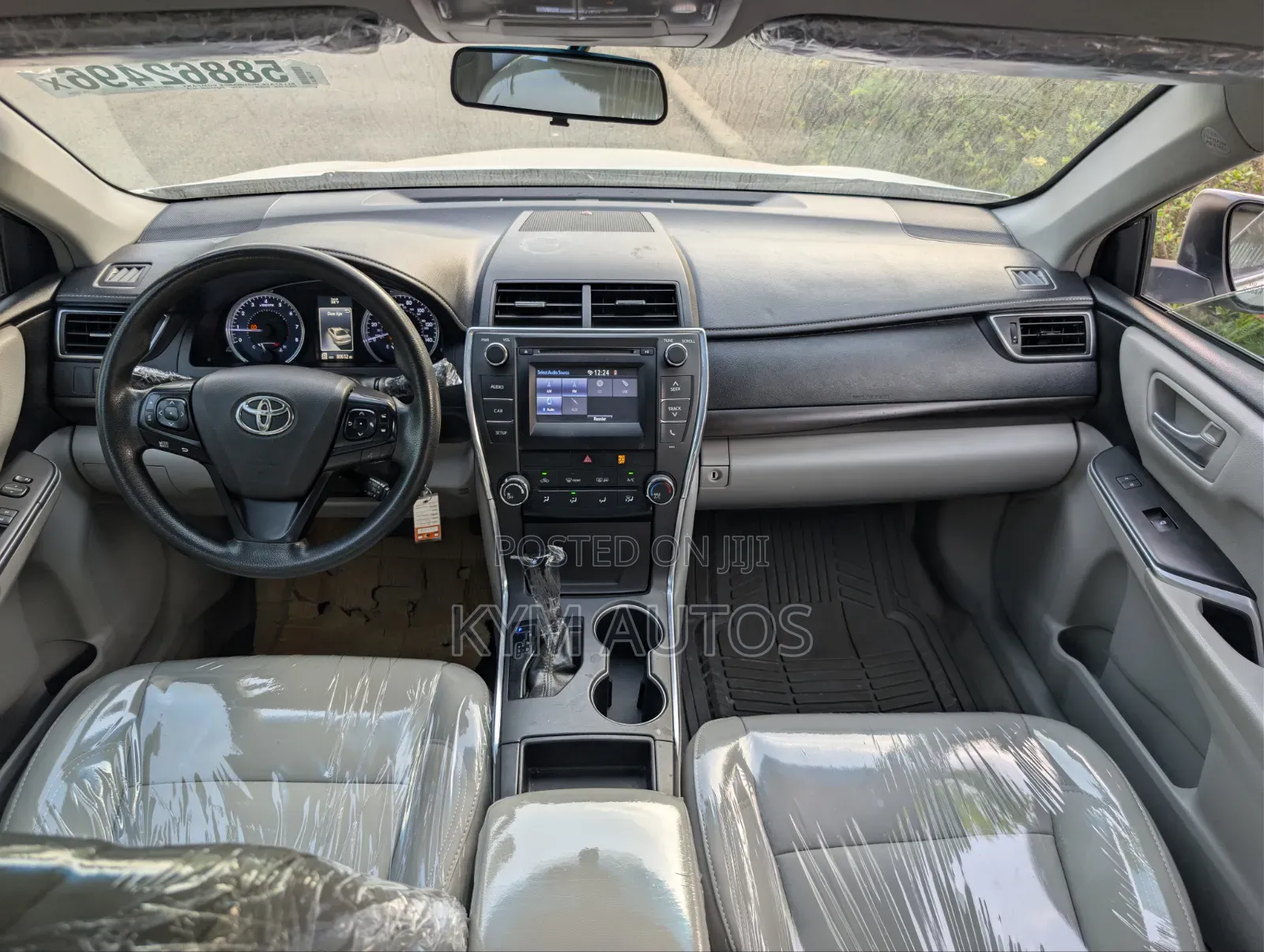 Toyota Camry 2017 White