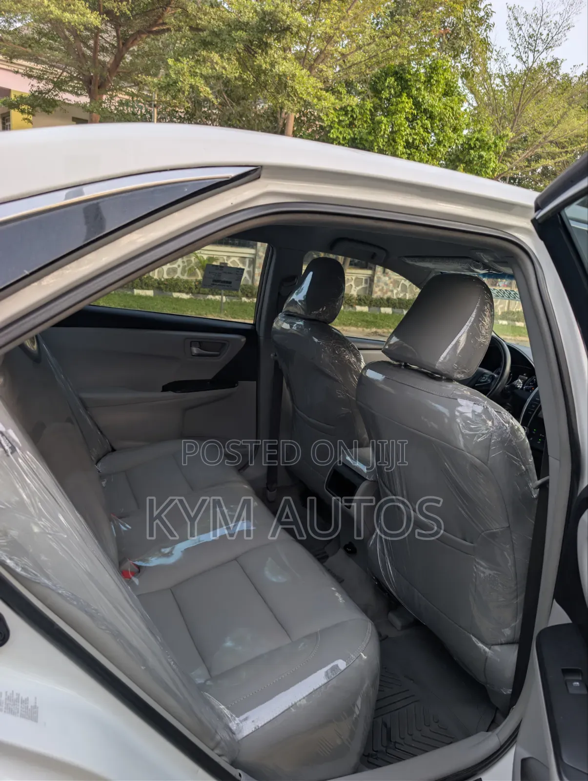 Toyota Camry 2017 White