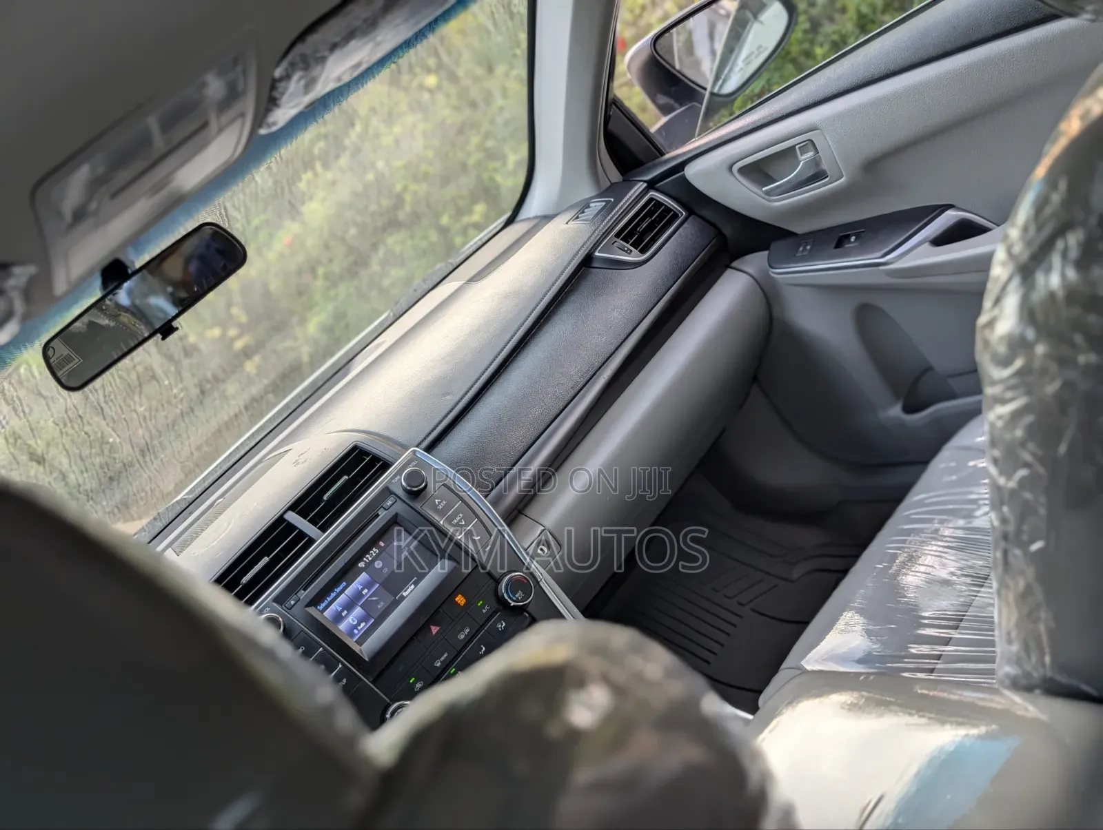 Toyota Camry 2017 White