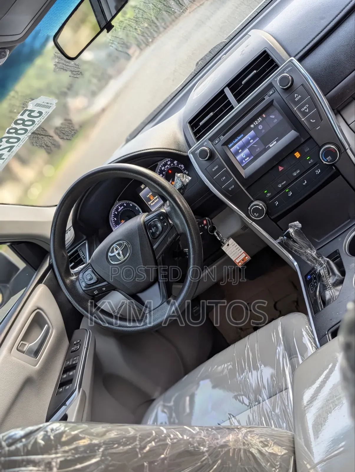 Toyota Camry 2017 White