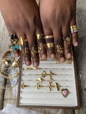 Stylish Fashion Rings for Men & Women – Unique Gold-Tone Designs