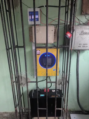 5kva Hybrid Solar Inverter
 4.2kwh Lithium Battery