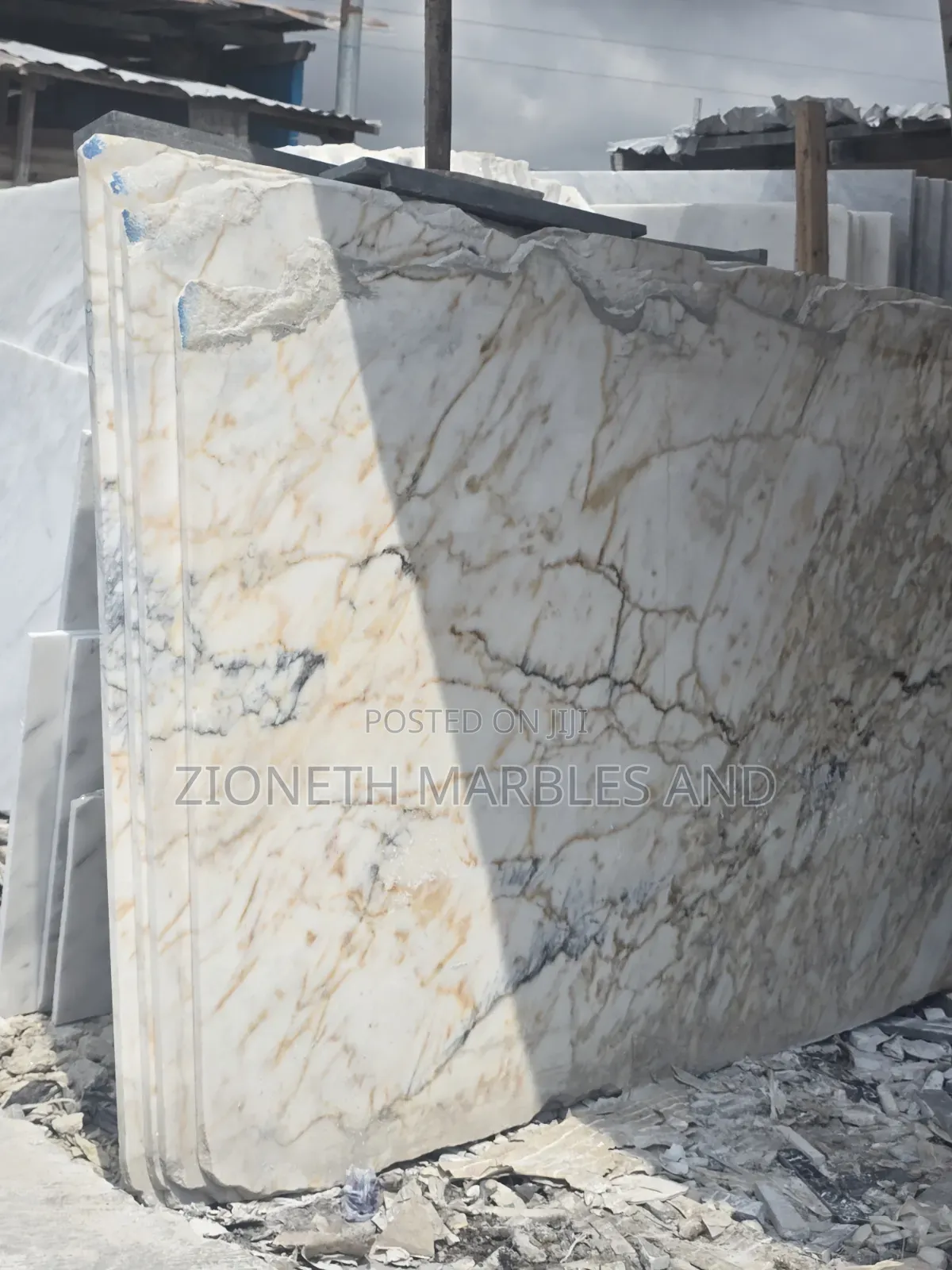Calacatha Gold Marble Slab
