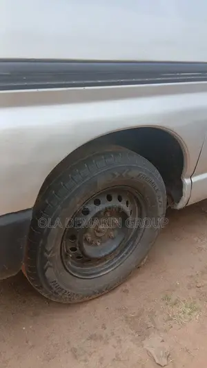 Toyota HiAce 1997 Silver
