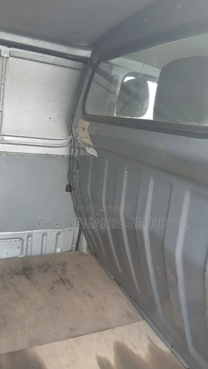Toyota HiAce 1997 Silver