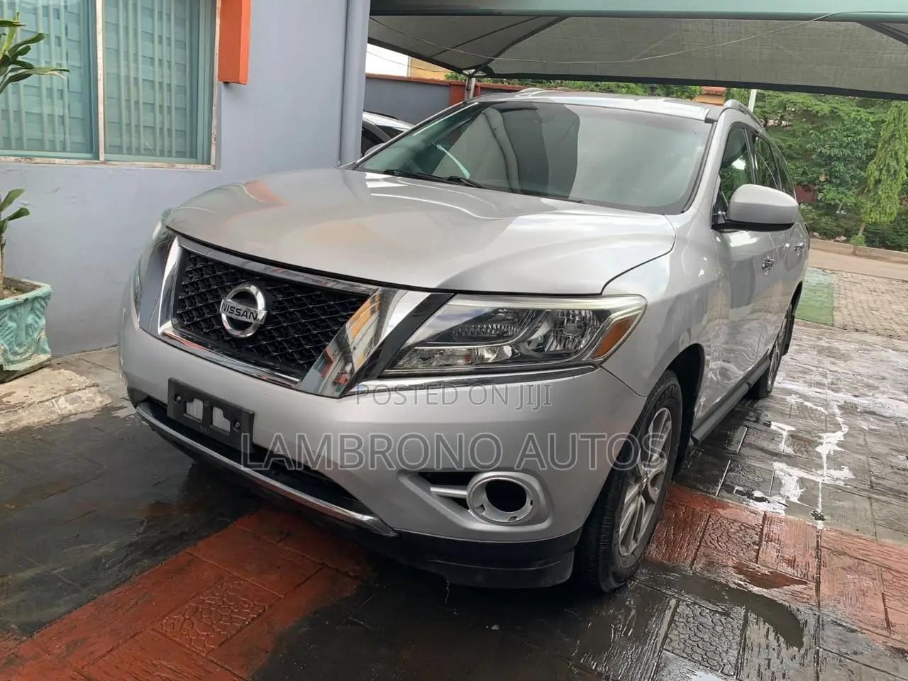 Nissan Pathfinder 2013 Silver