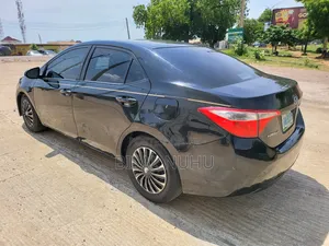 Toyota Corolla 2014 Black