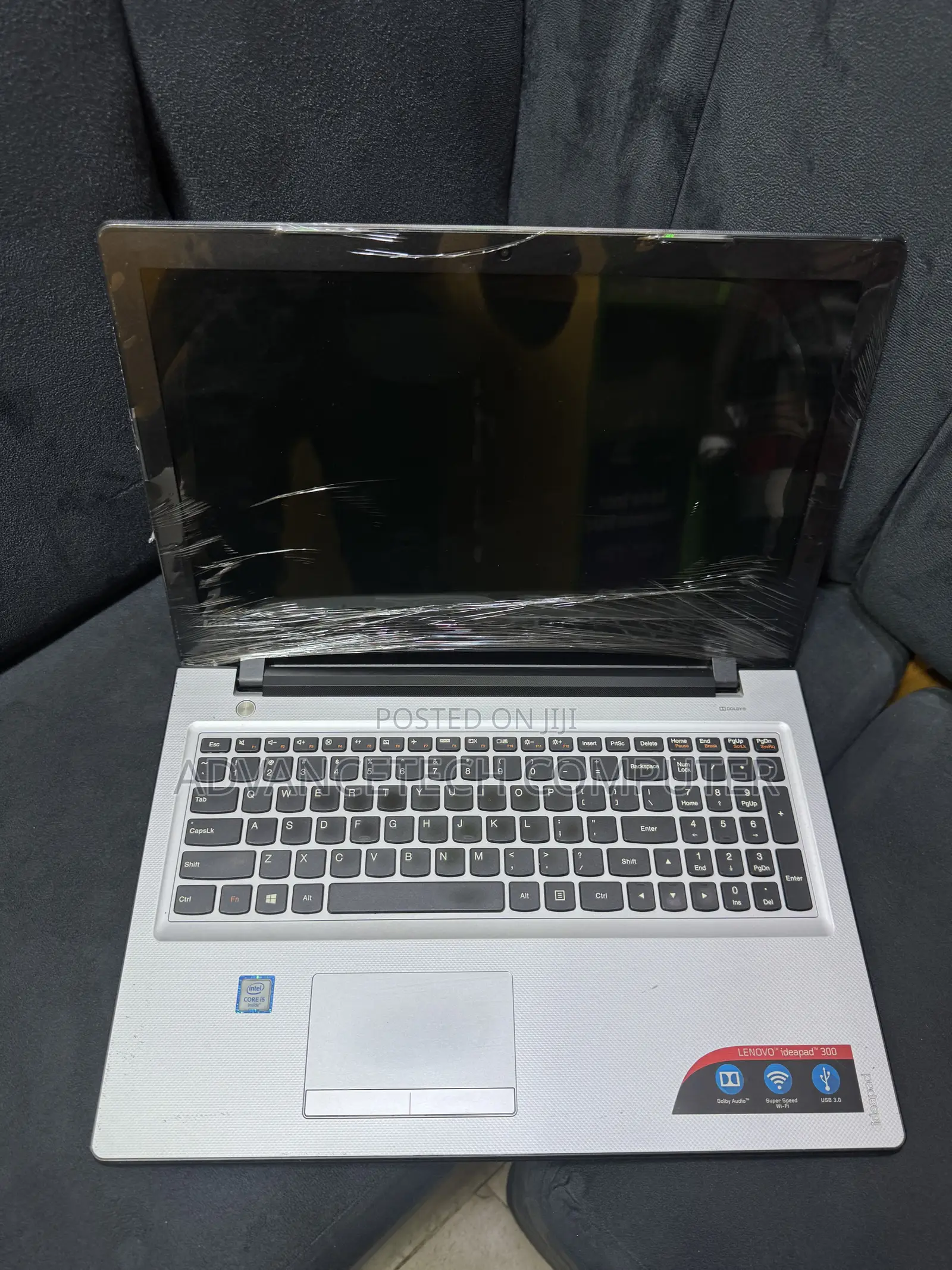 Laptop Lenovo IdeaPad 300 8GB Intel Core i5 SSD 128GB
