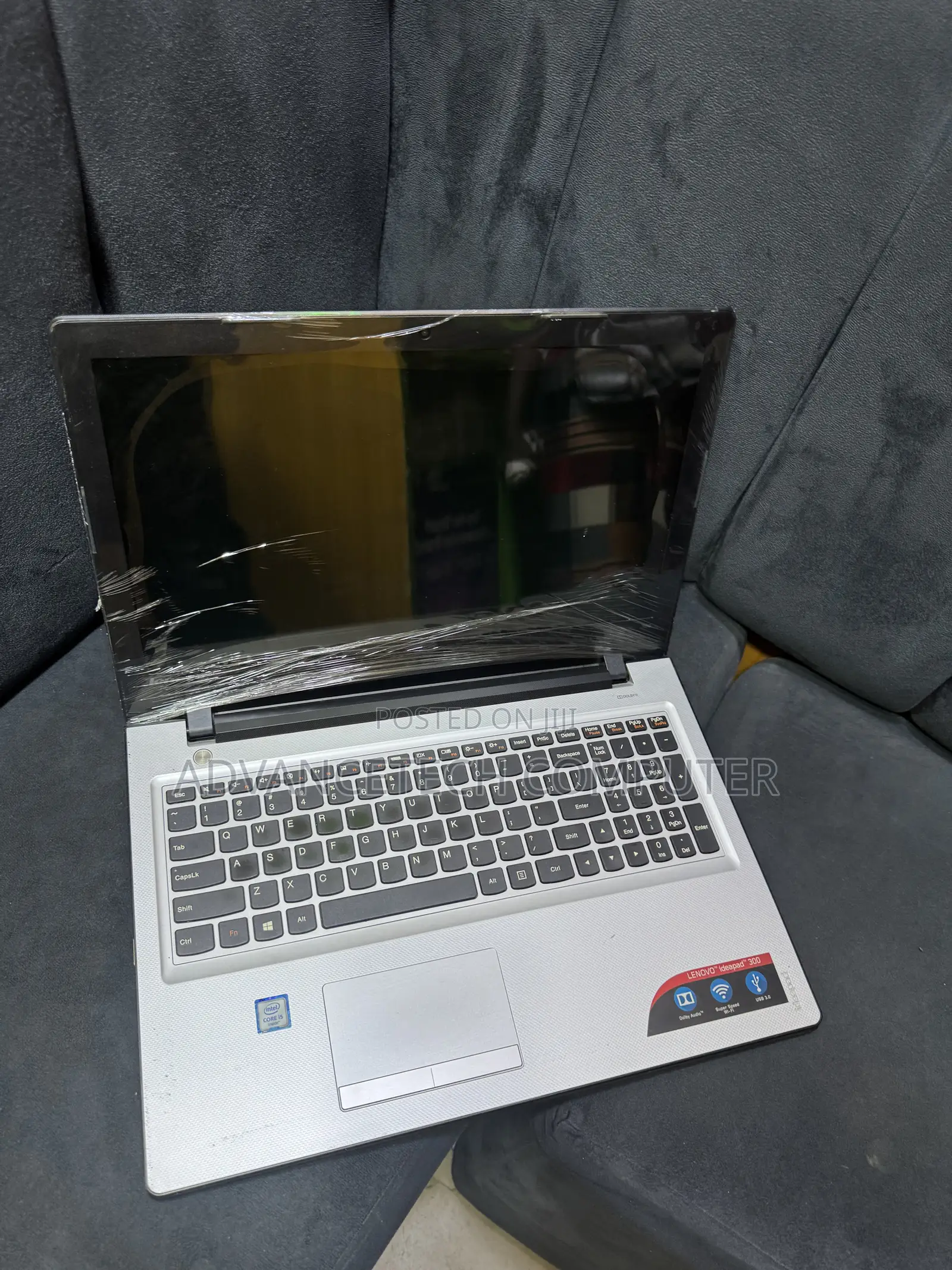 Laptop Lenovo IdeaPad 300 8GB Intel Core i5 SSD 128GB