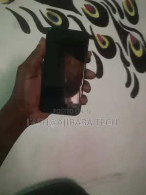 Apple iPhone 11 64 GB Black