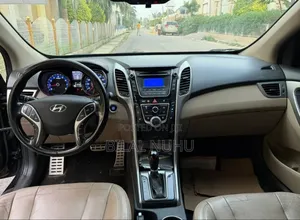 Hyundai Elantra 2013 Black
