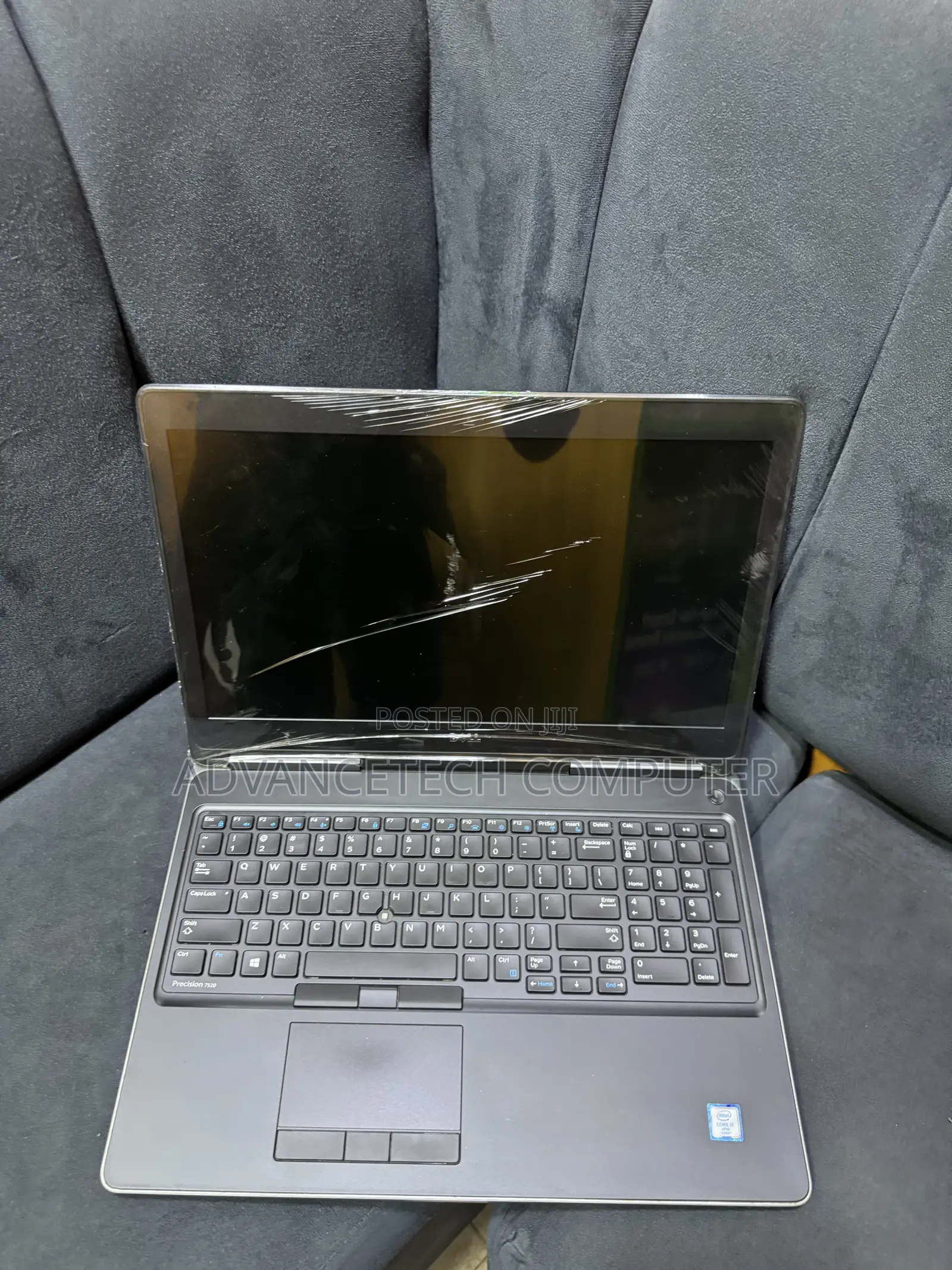 Laptop Dell Precision 7520 16GB Intel Core i7 SSD 256GB