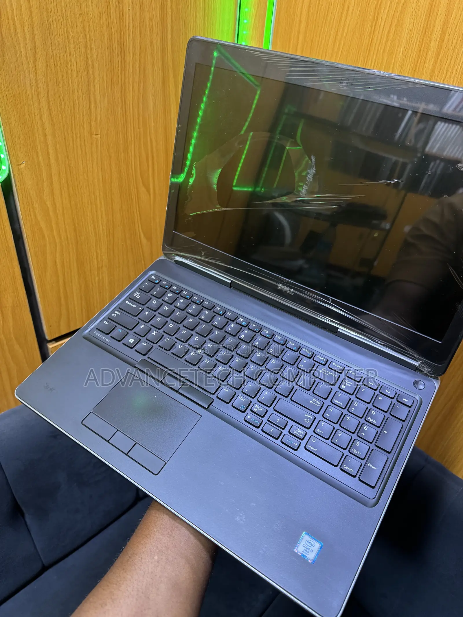 Laptop Dell Precision 7520 16GB Intel Core i7 SSD 256GB