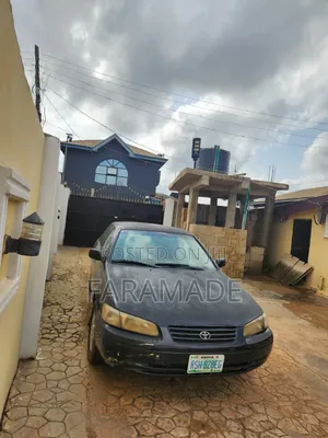 Toyota Camry Automatic 1999 Black
