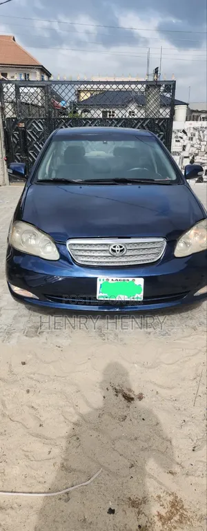 Toyota Corolla Altis 2004 Blue
