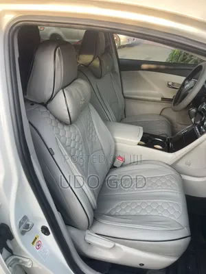 Toyota Venza Original Leather Seat Cover