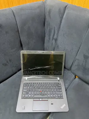 Laptop Lenovo ThinkPad Edge E450 8GB Intel Core i3 SSD 128GB