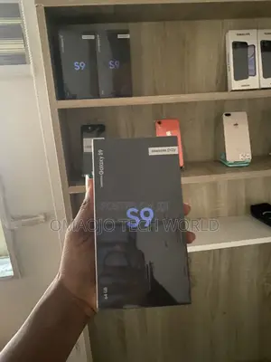New Samsung Galaxy S9 64 GB Black