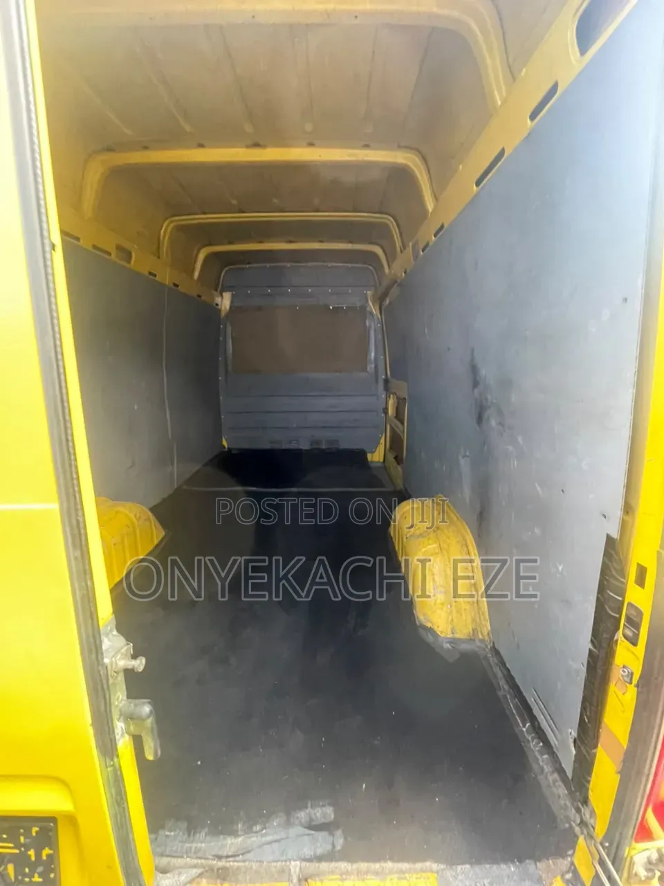 Volkswagen LT 2005 Yellow