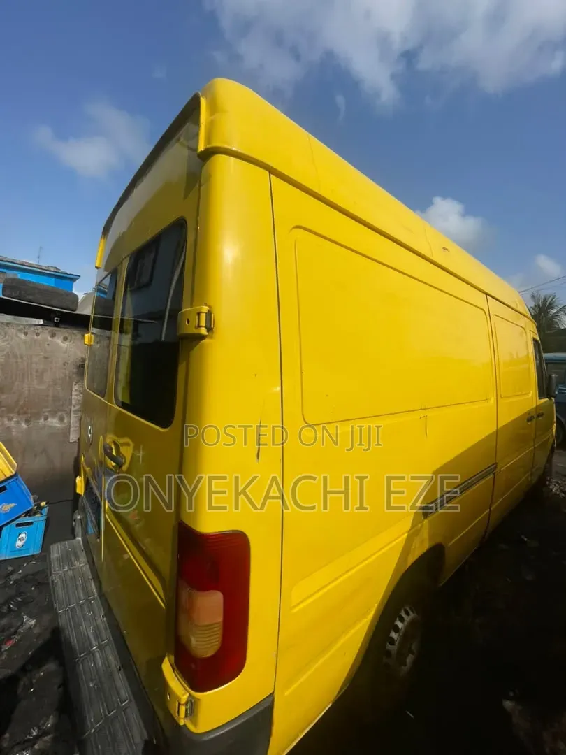 Volkswagen LT 2005 Yellow