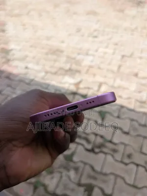 Apple iPhone 16 128 GB Pink