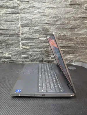 Laptop Dell Precision 7670 32GB Intel Core i9 SSD 1T