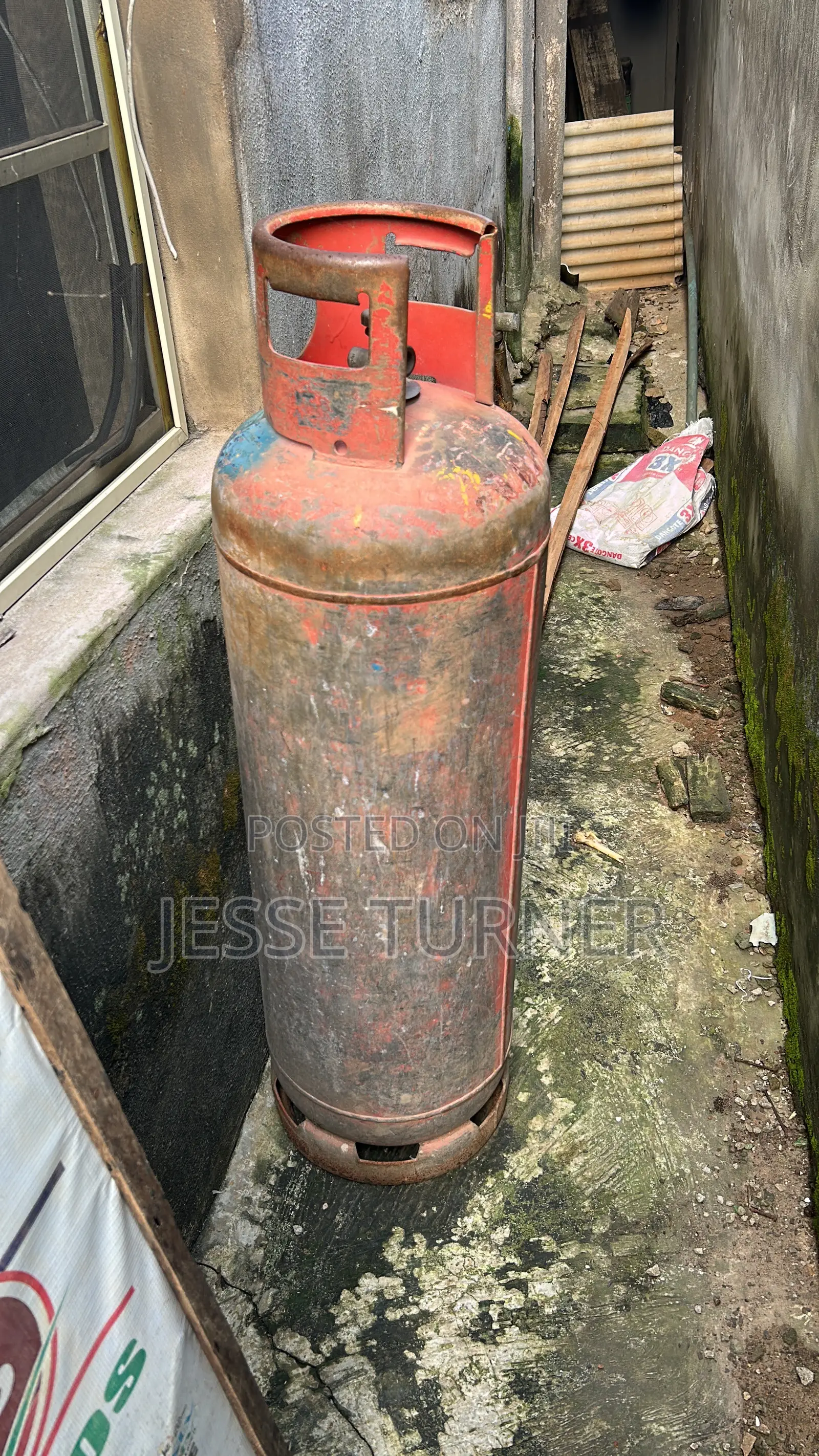 Gas Cylinder