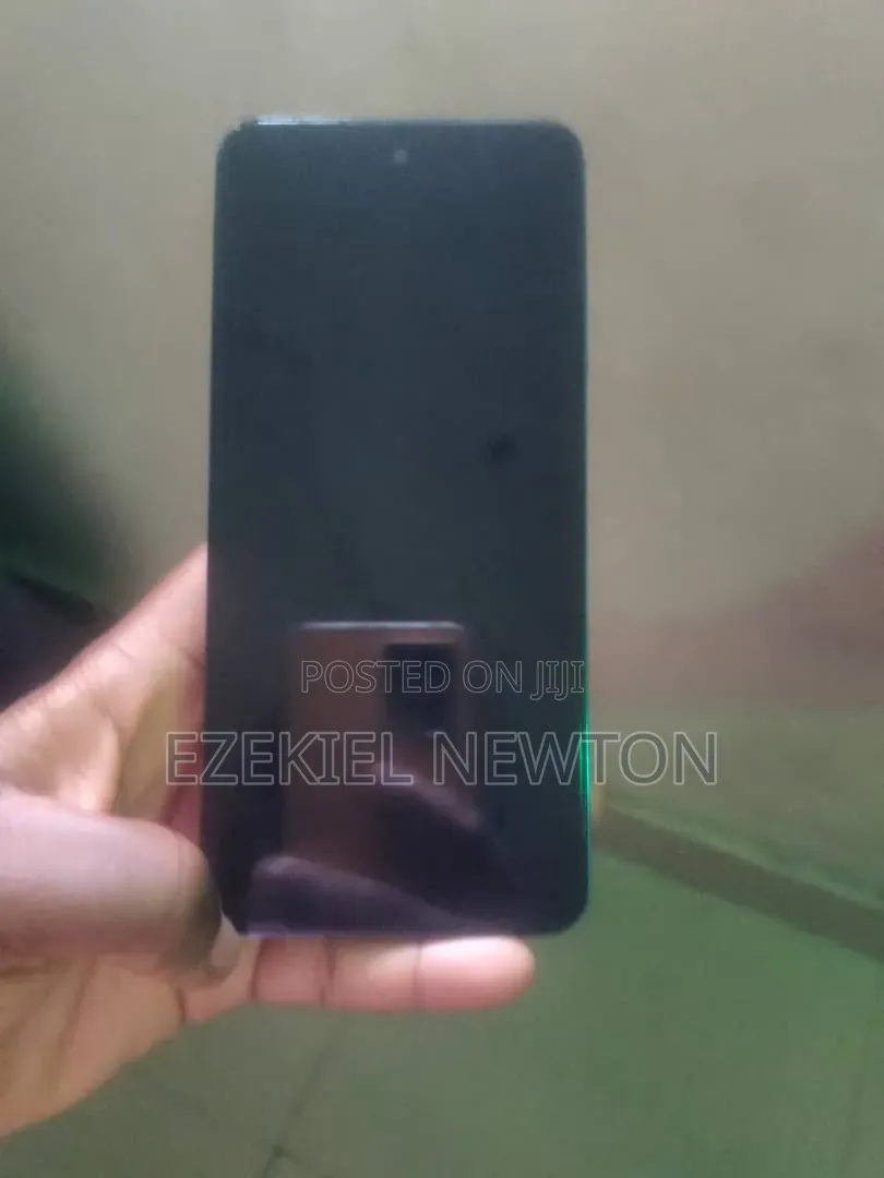 Tecno Spark 20 128 GB Blue