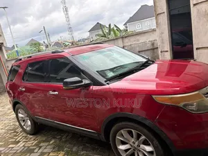 Ford Explorer 2014 Red