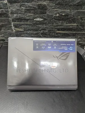 New Laptop Asus ROG Strix G16 16GB Intel Core i7 SSD 1T