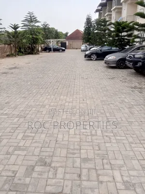 4bdrm Duplex in Life Camp for rent