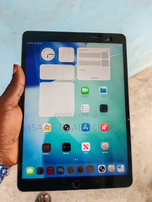 Apple iPad 10.2 (2020) 32 GB Black