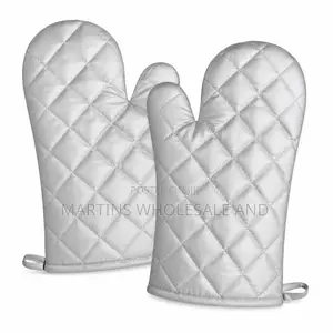 Silver Quilted Heat-Resistant Oven Mitts