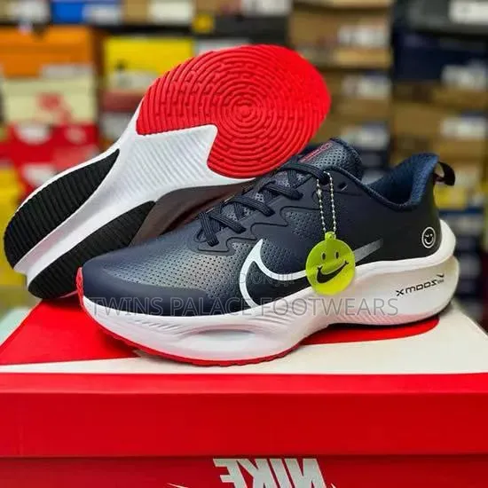 Nike Zoomx Sneakers