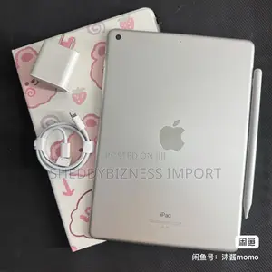 Apple iPad mini 4 128 GB Silver