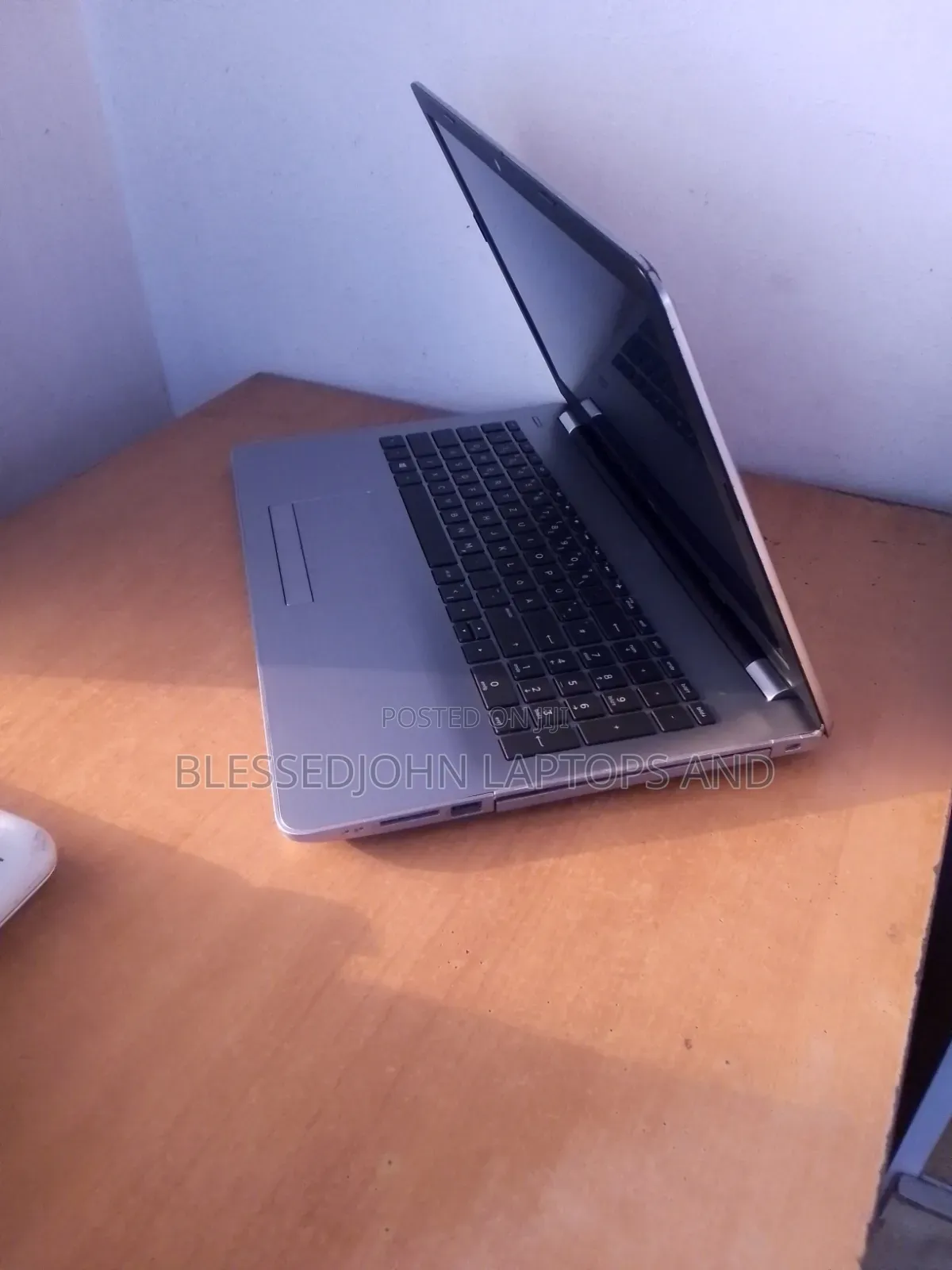 Laptop HP 255 G6 4GB AMD HDD 320GB