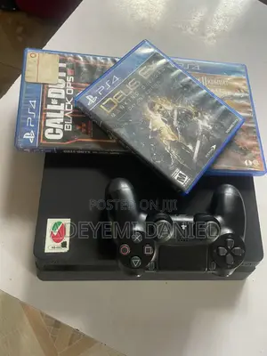 PlayStation 4 Slim