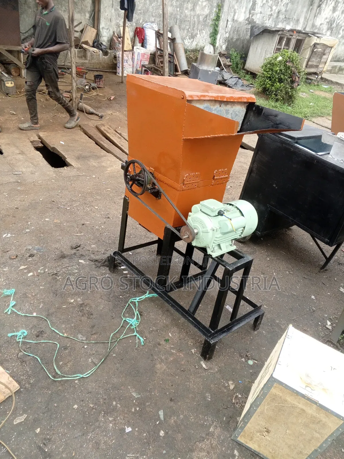 Polystyrene Grinding Machine