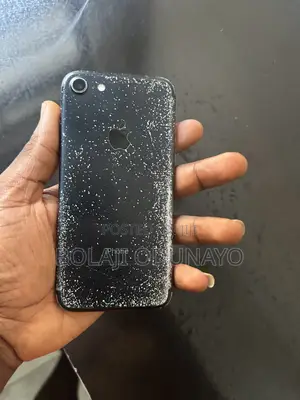 Apple iPhone 7 32 GB Black