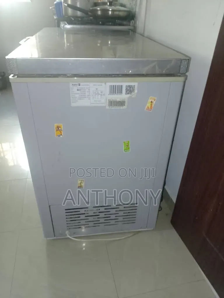 Scanfrost Chest Freezer (215L)