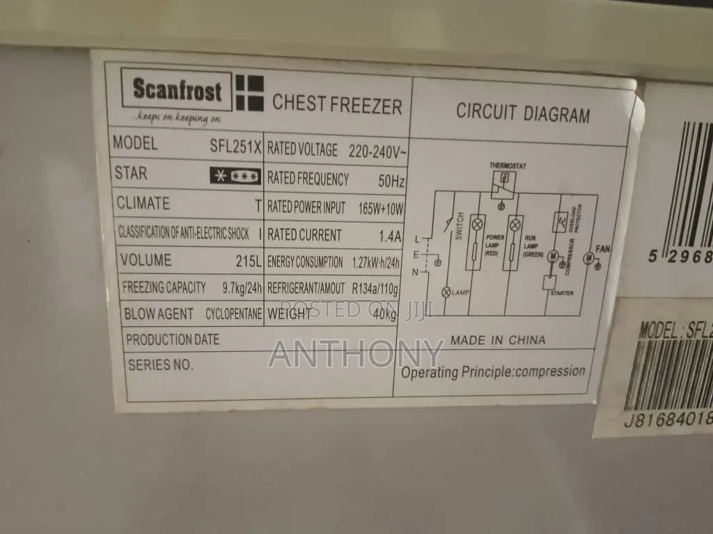 Scanfrost Chest Freezer (215L)