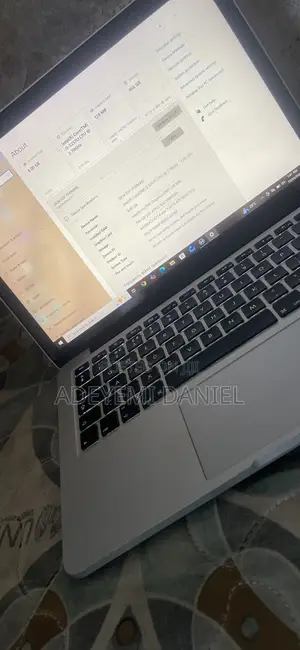Laptop Apple MacBook Pro 2015 8GB Intel Core i5 SSD 500GB